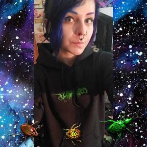 Meet your Posher, Kenzie